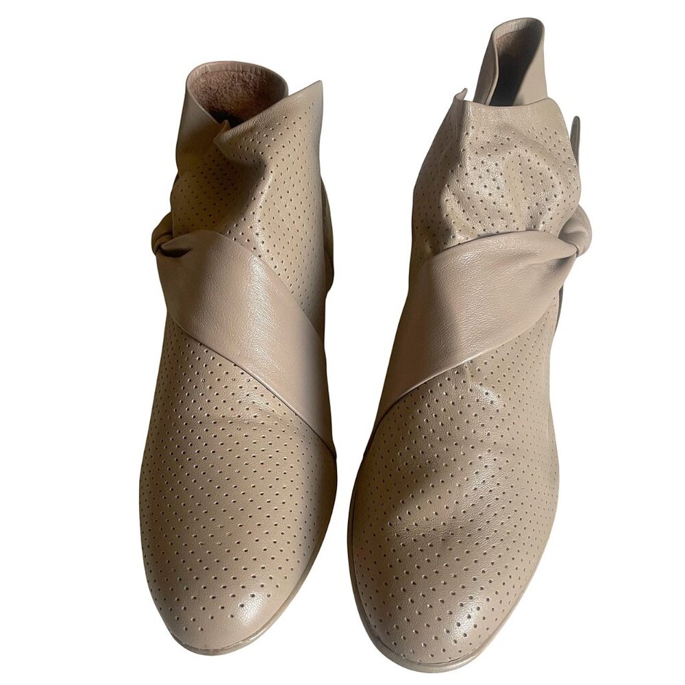 Class Act Women's Round Toe Perforated Pattern Cross Bow Tie Leather Ankle Boots